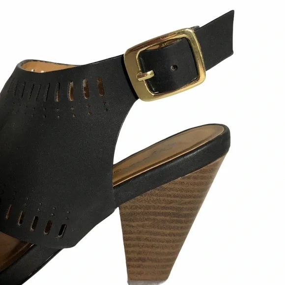 QUPID Slip on heels w Ankle Strap Blk Sz 5.5 - Picture 2 of 10